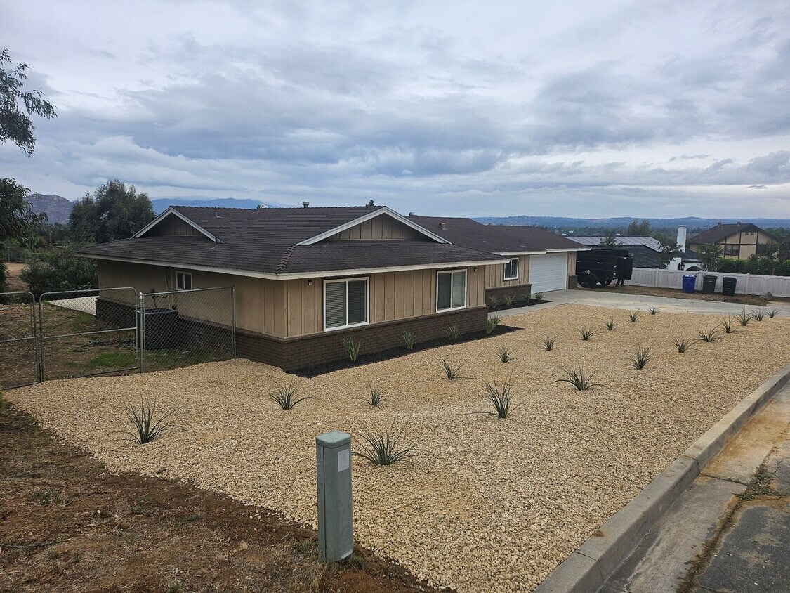 Primary Photo - Single story Jurupa Valley home