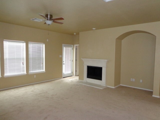 Building Photo - 309 Amber Ash Drive