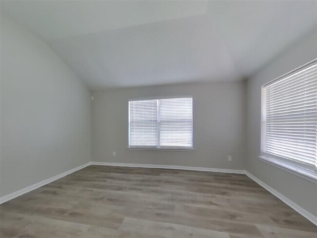 Foto del edificio - 15931 Imperial Forest Ln