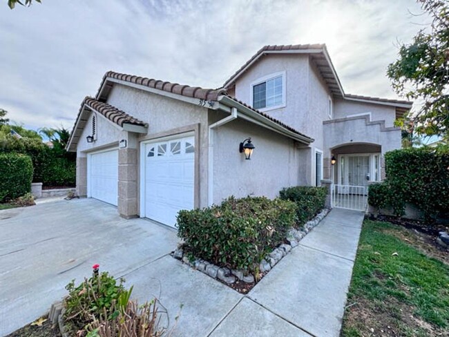 Building Photo - Recently upgraded 5 bedroom South Temecula...