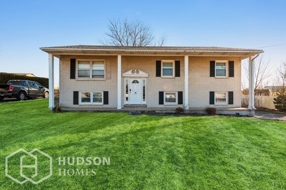 AVAILABLE NOW! - 16 COLONIAL DRIVE, Jones... - AVAILABLE NOW! -  16 COLONIAL DRIVE, Jones...