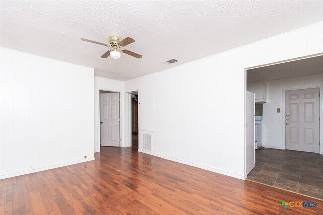 Foto del edificio - 202 Carpenter St