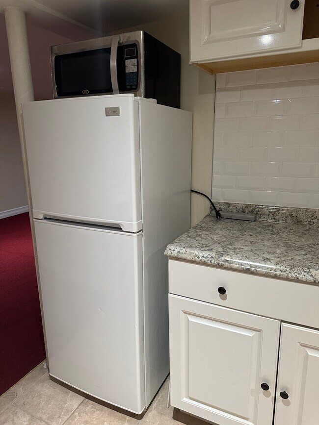 Fotografía del edificio - 62 E Centennial Ave