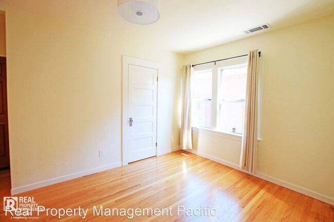 Building Photo - 3 br, 1.5 bath House - 1917 7th Street