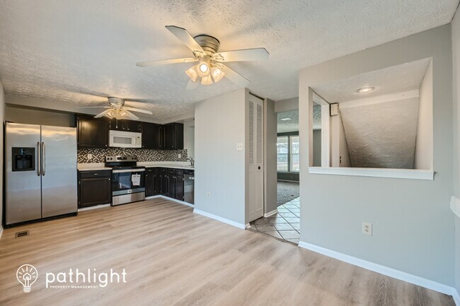 Building Photo - 9 Greenleaf Rd, Parkville, MD, 21234