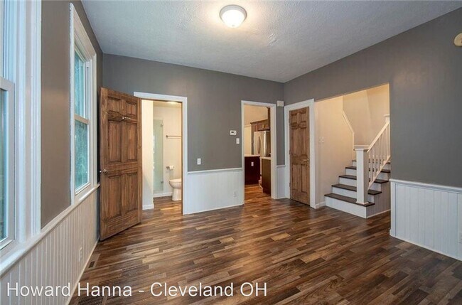 Building Photo - 2 br, 2 bath House - 2132 W. 41st Street