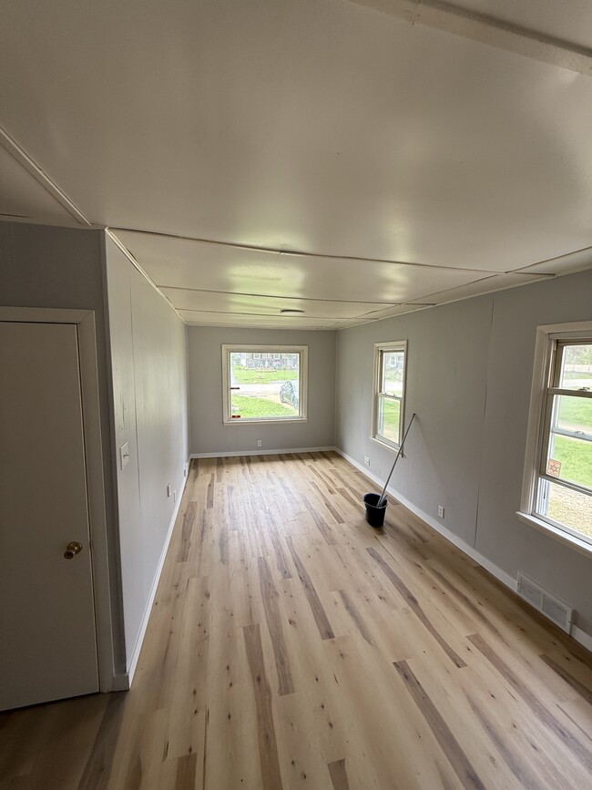 Foto del edificio - 4425 Kennett Ave
