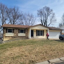 Building Photo - 1126 Yorktown Dr
