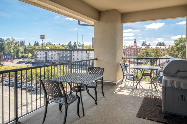 Foto del edificio - The Felix @ Our Heroes Place