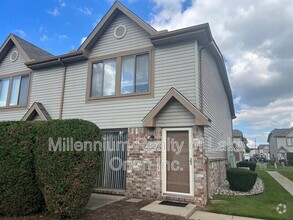 Building Photo - 50432 Bay Run S