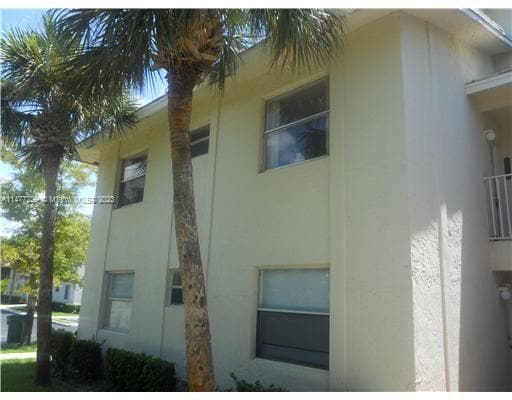Primary Photo - 11584 NW 44th St