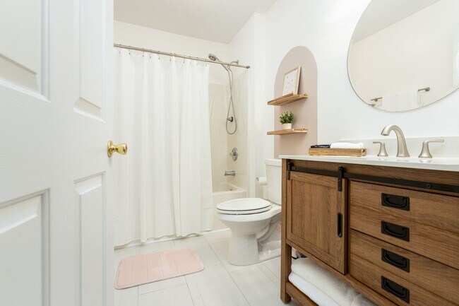 Building Photo - 1503 Willoughby Park Ct