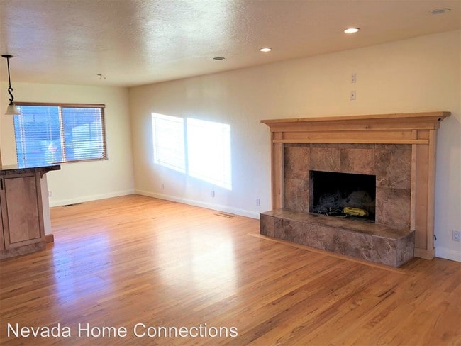 Building Photo - 3 br, 2 bath House - 1350 Hunter Lake