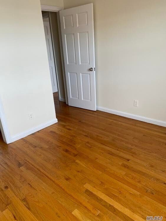 Building Photo - 111-13-111-38 38th Ave