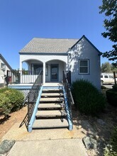 Building Photo - 1120 E Main St