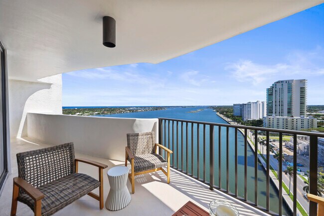 Foto del edificio - 1200 S Flagler Dr