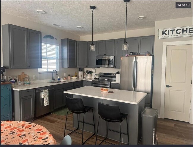 Foto del edificio - 566 Rochdale Run