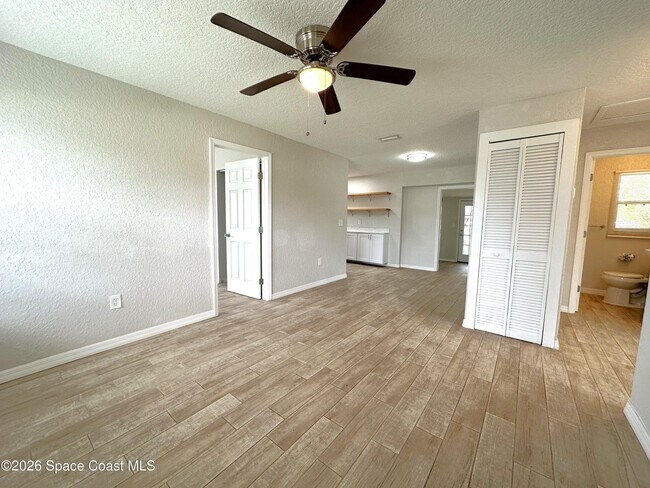 Foto del edificio - 2296 Shelby Dr