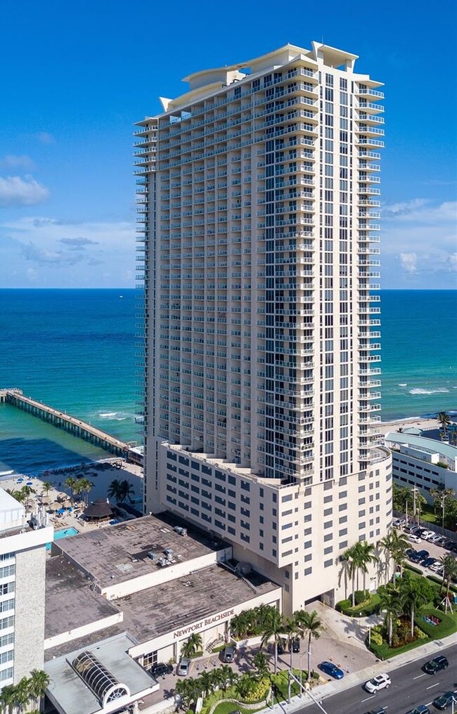 Foto del edificio - 16699 Collins Ave