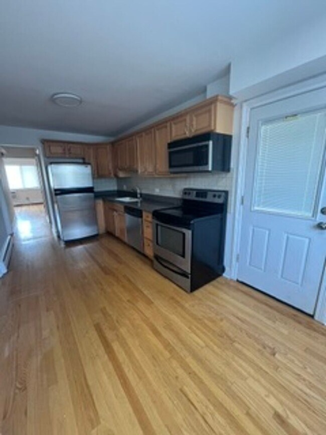 Foto del edificio - Salem Village Apartments LLC