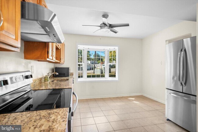 Foto del edificio - 14797 Tamarack Pl