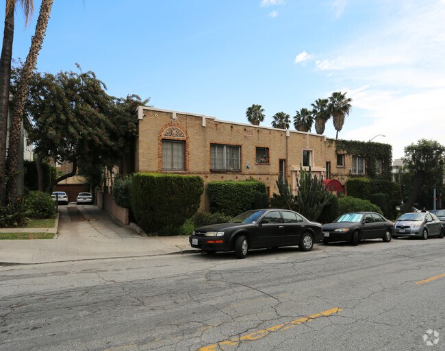 1800 N La Brea Ave Los Angeles, CA 90046 Rentals Los Angeles, CA