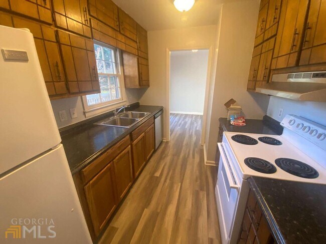Foto del edificio - 5067 Valley Ct