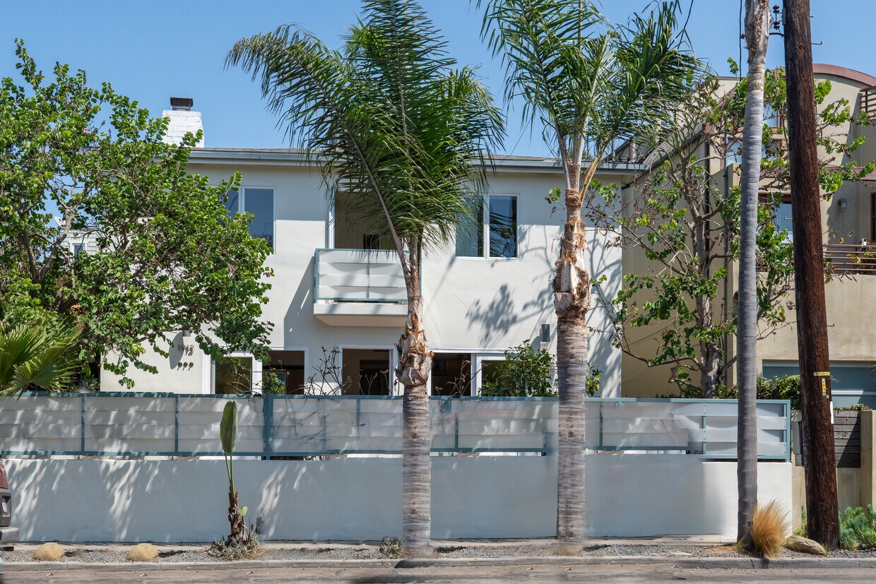 Foto principal - 1912 Shell Ave