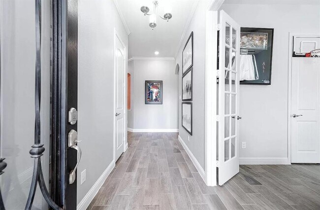 Foto del edificio - 2316 Sterling Hollow Ln