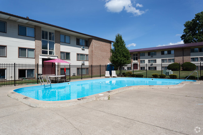 Piscina - Chili Garden Apartments