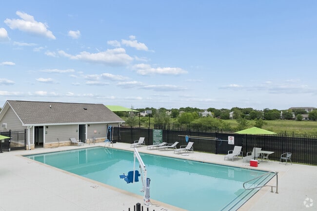 Swimming Pool - Agave East Apartments
