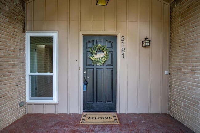 Foto del edificio - 2121 Sunrise Trail