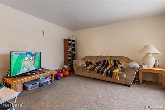 Building Photo - 5 br, 1 bath House - 14550 East 43rd Avenue