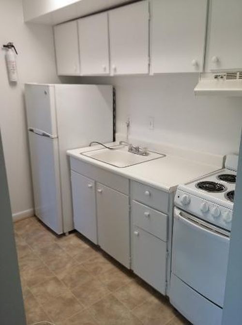 Foto del edificio - 151 Louise Dr