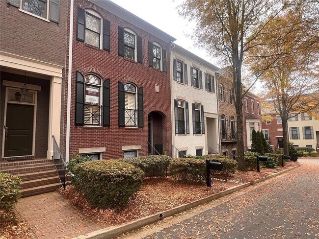 Foto del edificio - 144 W Ridge Way