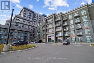 Building Photo - 460 Dundas St E