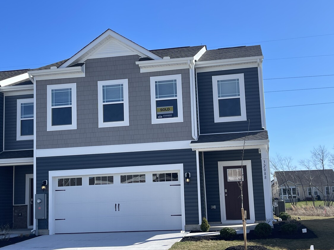Foto principal - 32088 Sand Bank Ln