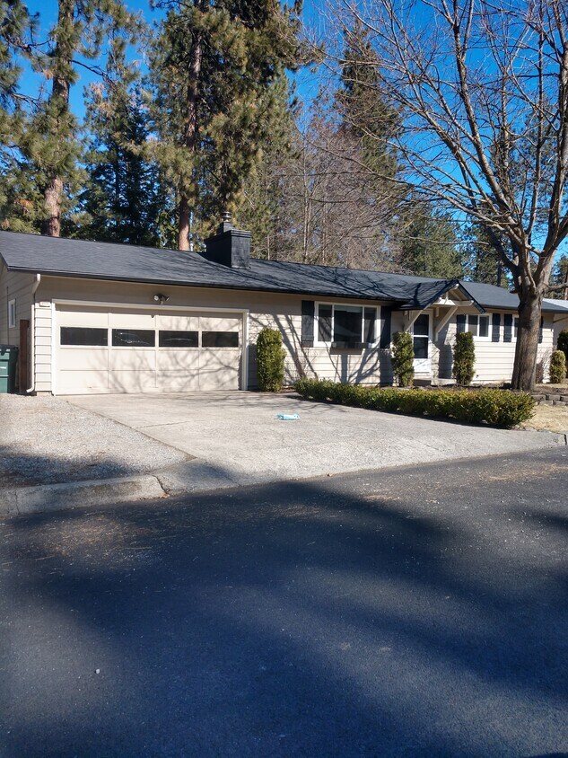 4525 E Woodland Dr, Post Falls, ID 83854 House Rental in Post Falls
