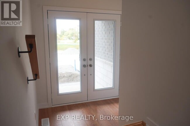 Building Photo - 128 Danielle Moore Cir