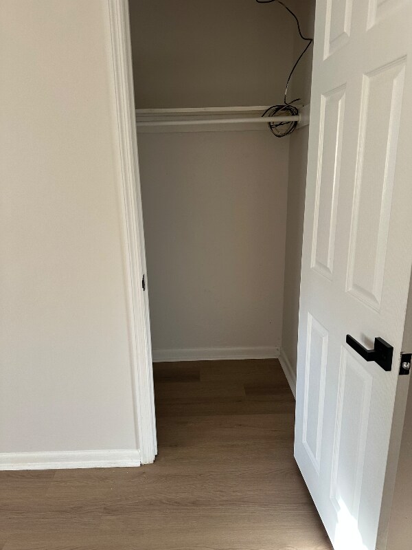 Foto del edificio - 301 Columbia Ave