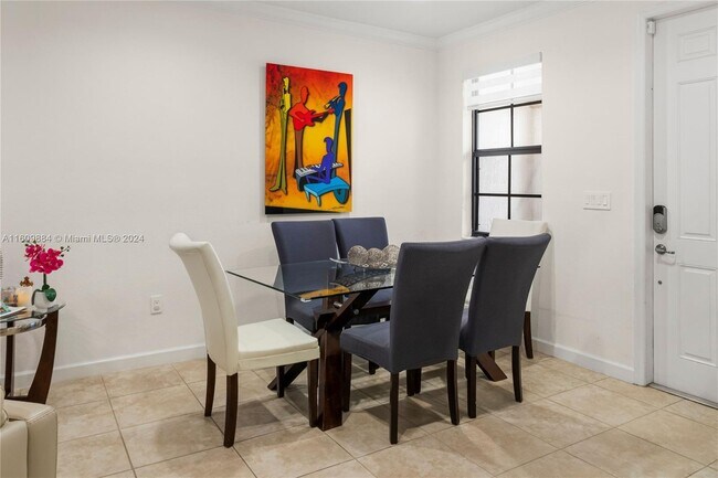 Building Photo - 3321 W 89th Terrace