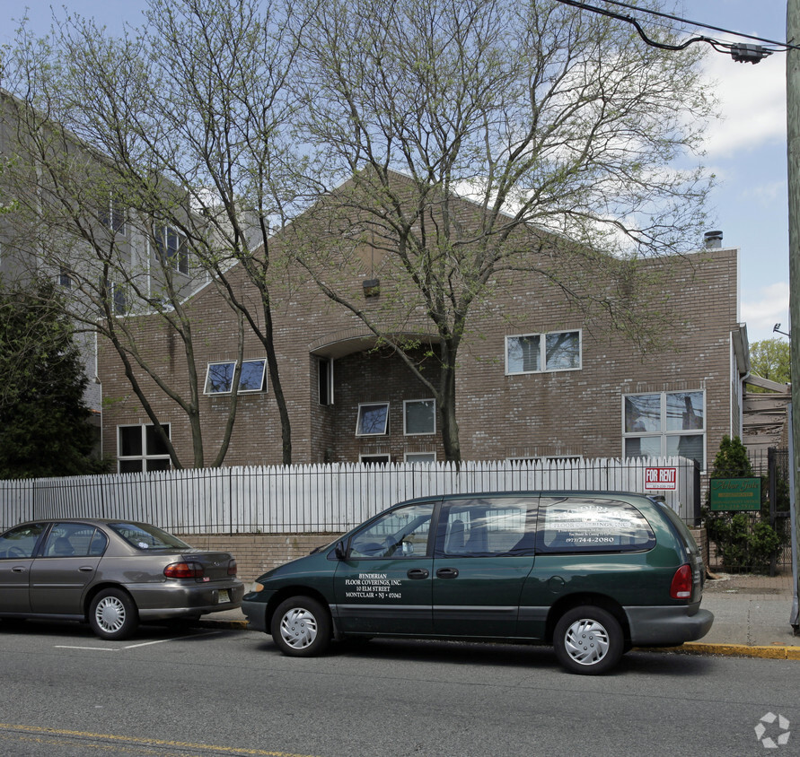 Building Photo - Arbor Gate Apartments