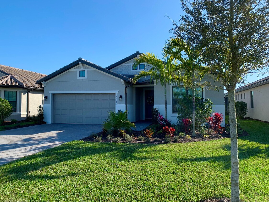 19615 Beechcrest Pl, Estero, FL 33928 House Rental in Estero, FL