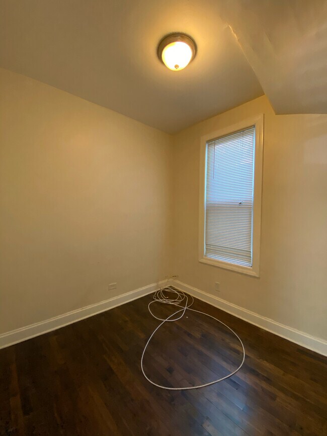 Foto del edificio - 9102 S Kingston Ave