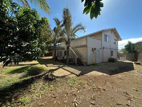 Building Photo - 42 Waikalani Pl