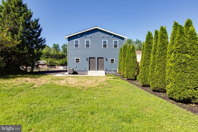 Building Photo - 118 Winters Ln