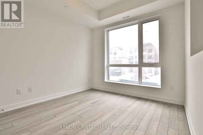 Photo du bâtiment - 2 Red Squirrel Ln.