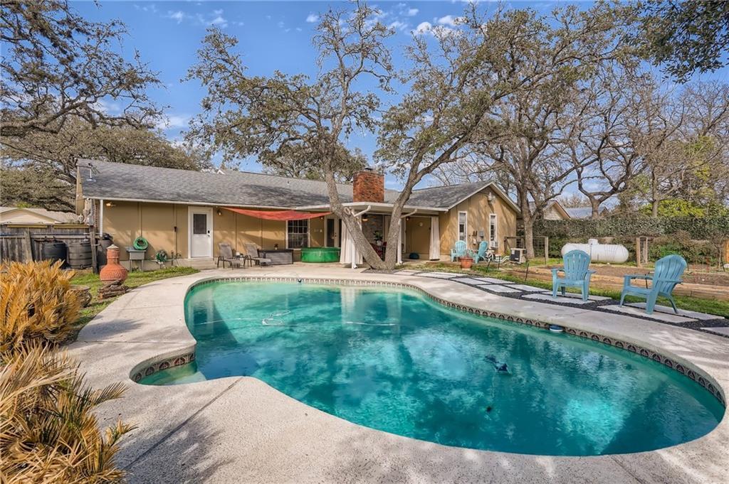 Foto principal - 4903 Saddle Dr