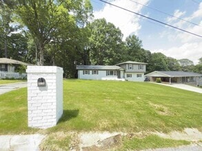 Building Photo - 4307 Parkview Dr