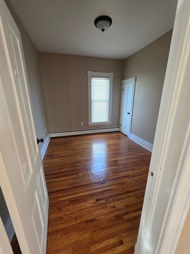 2nd Bedroom - 3112 5th Ave S
